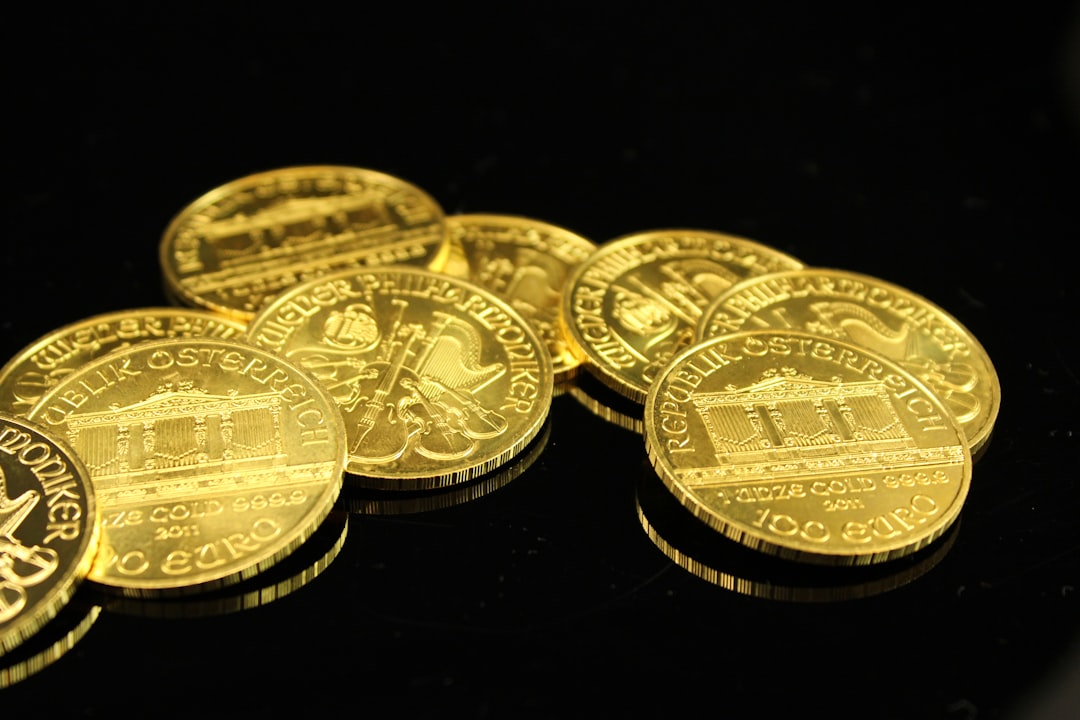 Gold Market Volatility - Gold Market Faces Volatility Amid Fed Insights and Geopolitical Tensions