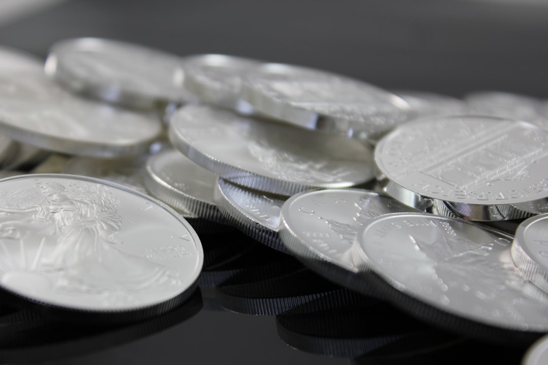 Silver Market Report - Silver Dips Amid Inflation Concerns and Geopolitical Tensions