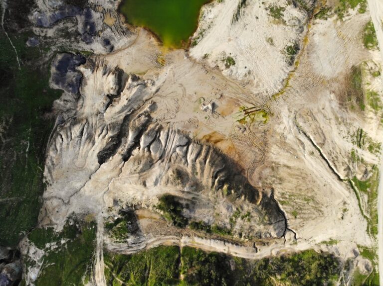 Lithium Prices Surge Over 160% Amidst Record EV Sales and Supply Concerns