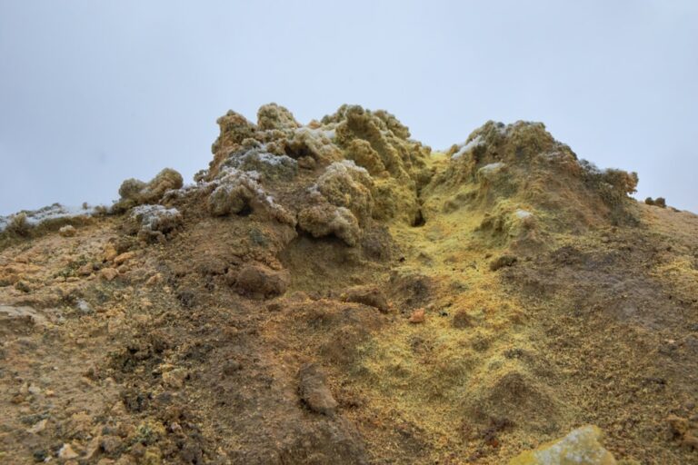 Platinum Surges as South African Power Crisis Threatens Supply