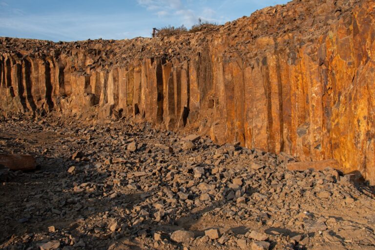 West Red Lake Gold Mines Reports Promising Drill Results at Madsen Mine; Shares Set for Volatility