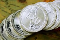 Silver Prices Edge Higher Amid Geopolitical Tensions and Strong Demand