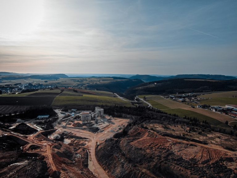 Mining Claim Activity - Massive Surge in U.S. Mining Claim Activity Amidst Gold Price Volatility