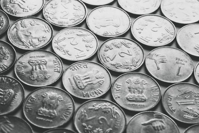 Silver Market Sees Modest Gains Amid Industrial Demand Pressure