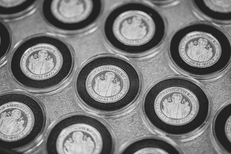 Silver Prices See Volatility Amid Market Uncertainties