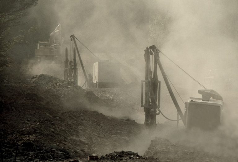 Anglo American Secures Iron Ore Supply Deal with China’s State-Backed Buyer