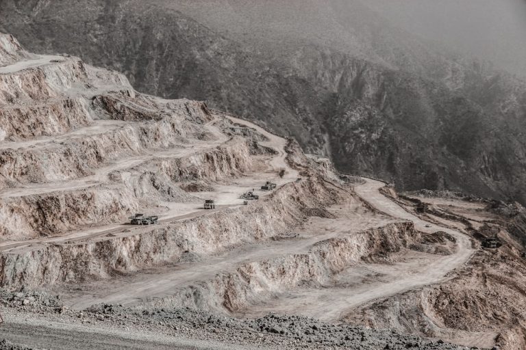 Barrick and Newmont Finalize Nevada Gold Mines Joint Venture Agreement