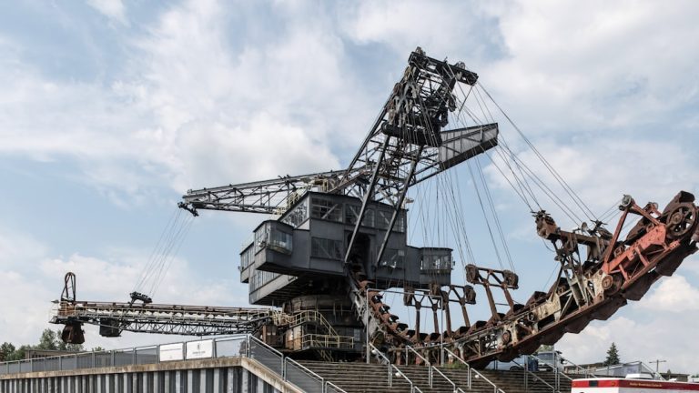 Erdene Resource Development Exceeds Throughput Targets at Bayan Khundii, Boosting Q2 Gold Production