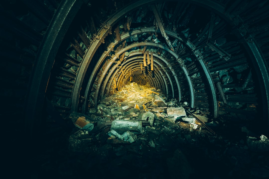 Mining Projects Surge - Mining Projects Surge 12% Despite 24% Drop in Drillholes: New Assay Data Revealed