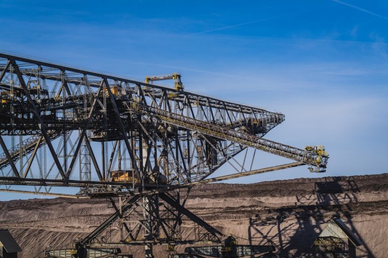 Peabody Energy Prices $225 Million Convertible Senior Notes Amid Strategic Adjustments